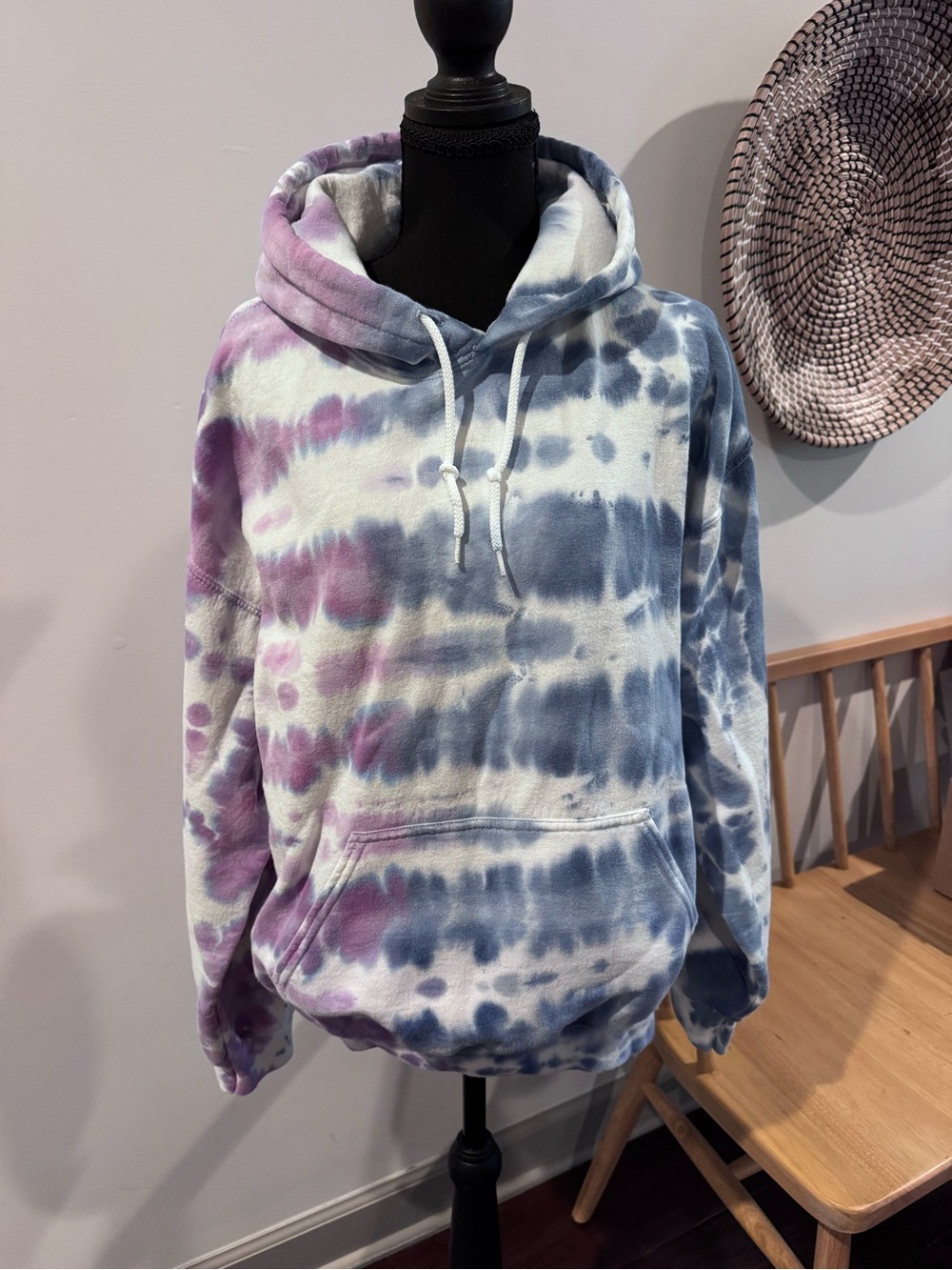 Tie-Dye Pullover Hoodie in Blue & Lavender